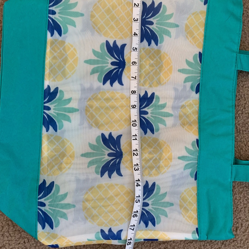Beach Bag - Picture 5 of 6